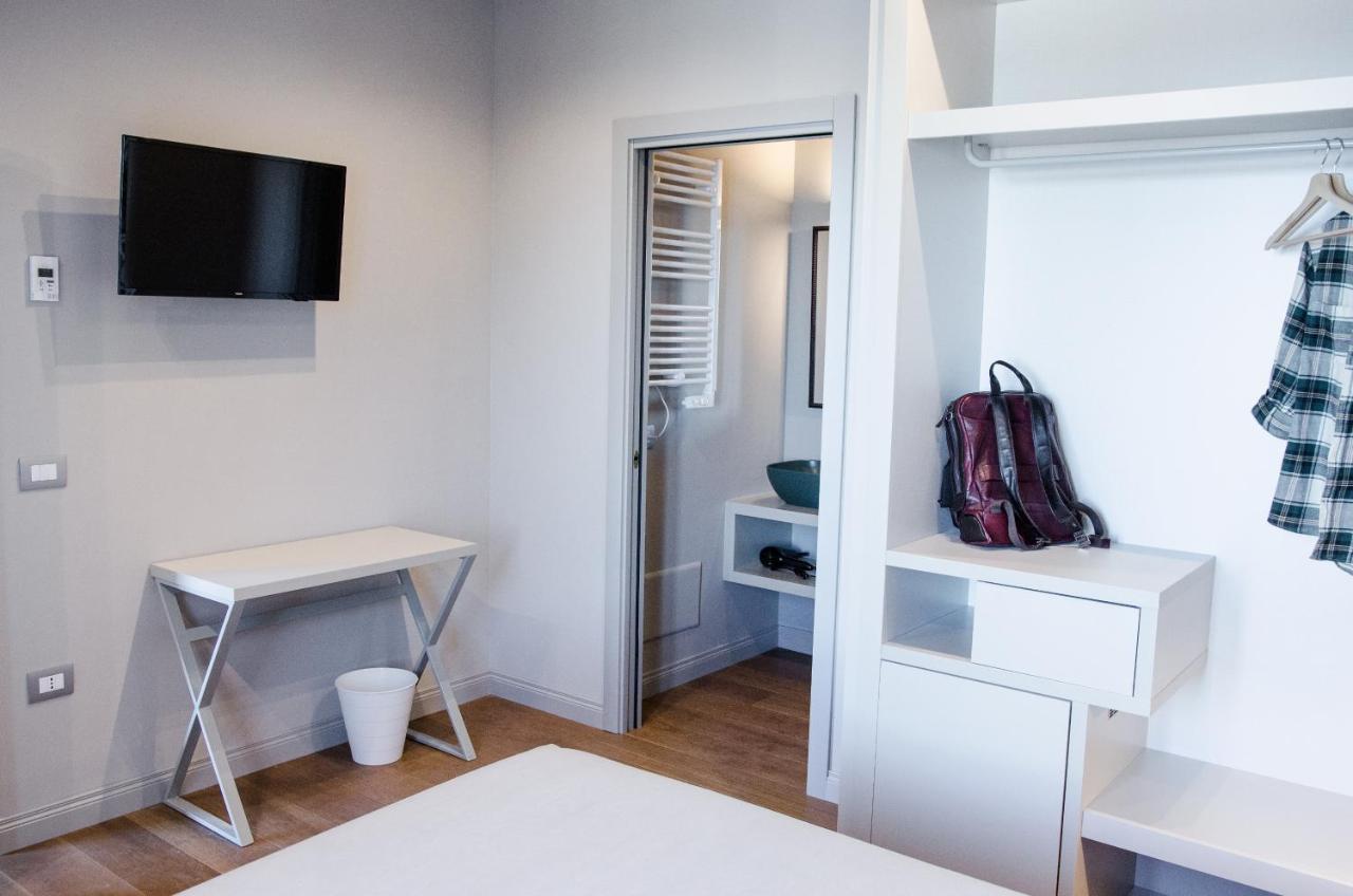Diecidodici Boutiquerooms Sirolo Exteriör bild