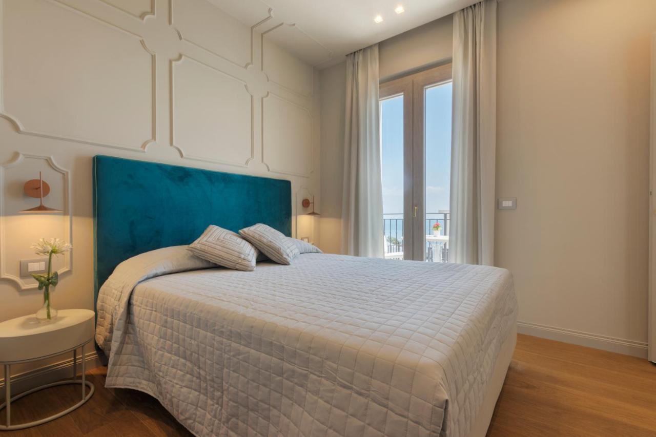 Diecidodici Boutiquerooms Sirolo Exteriör bild